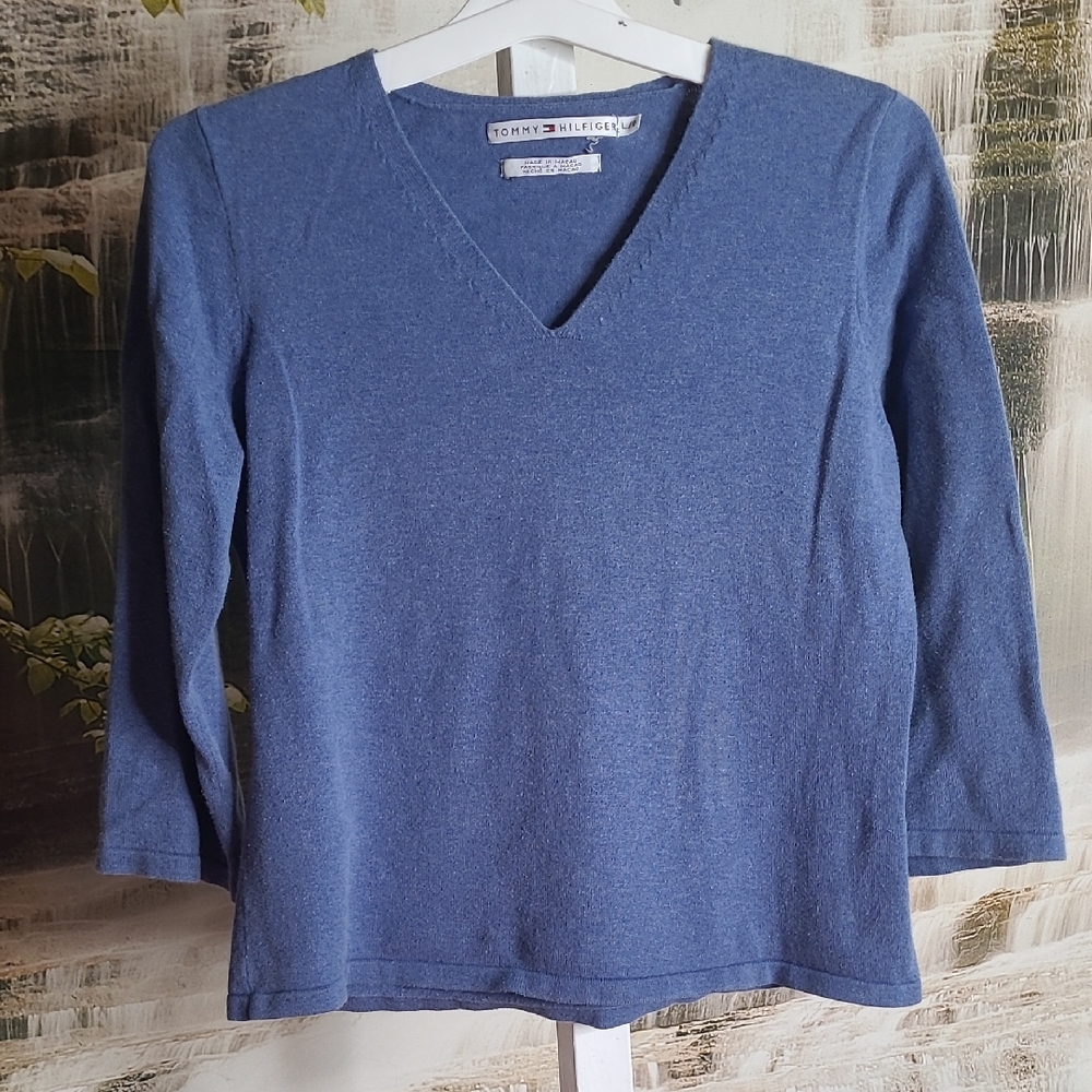 Tommy Hilfiger Womens Large Classic Soft Blue V-Neck Sweater Top